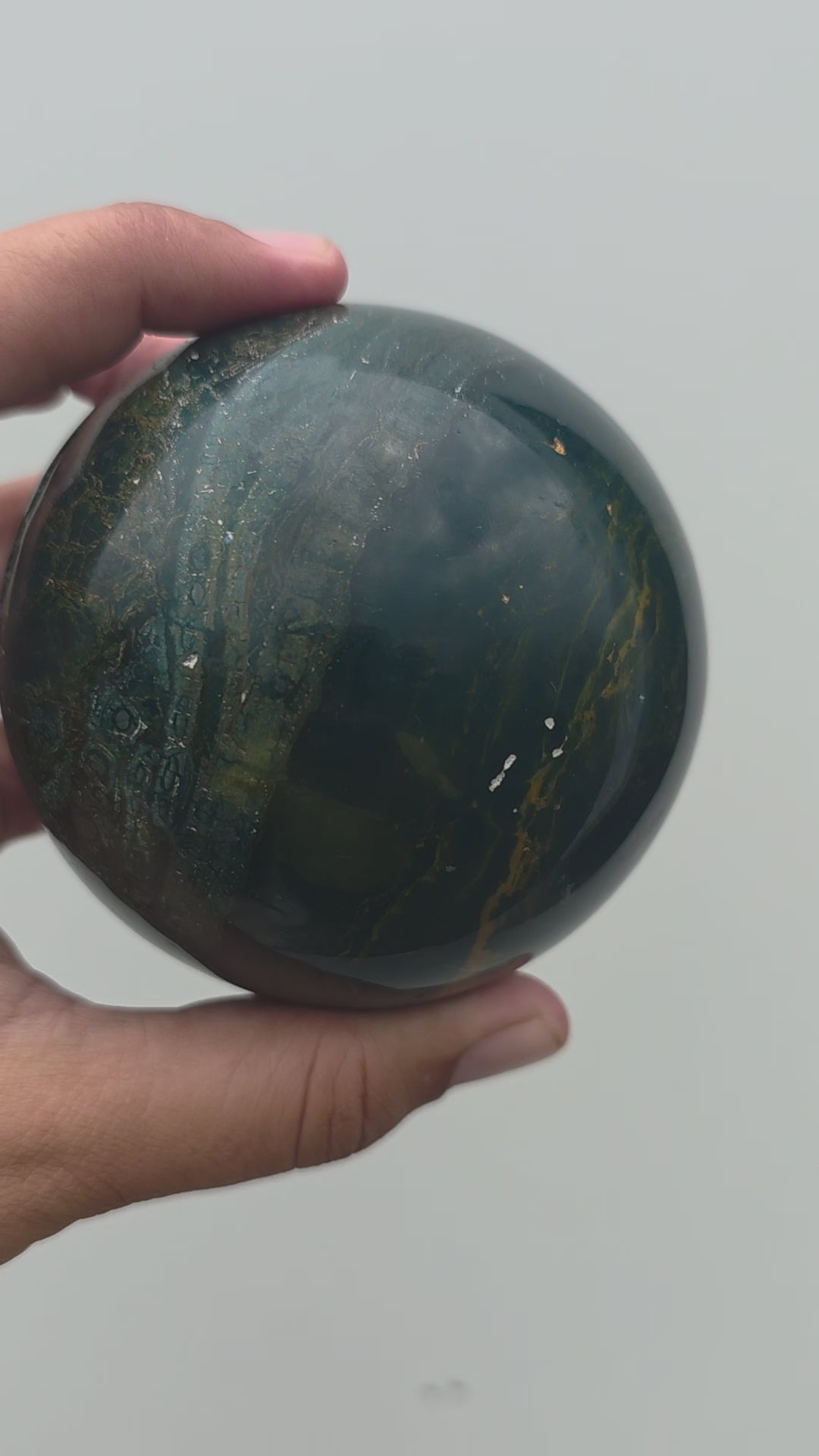 Large Ocean Jasper Sphere – Polished Deep Green & Earthy Ribbon Orbicular Stone (8.7cm, 1.04kg)
