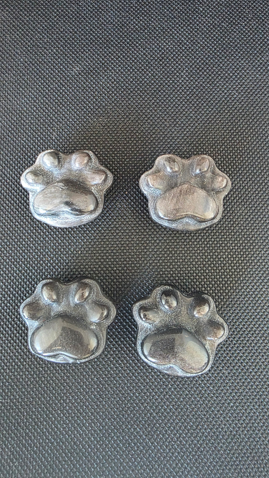 Silver Sheen Obsidian Paw Carving – Intuitively Chosen (3.2cm x 2.6cm)