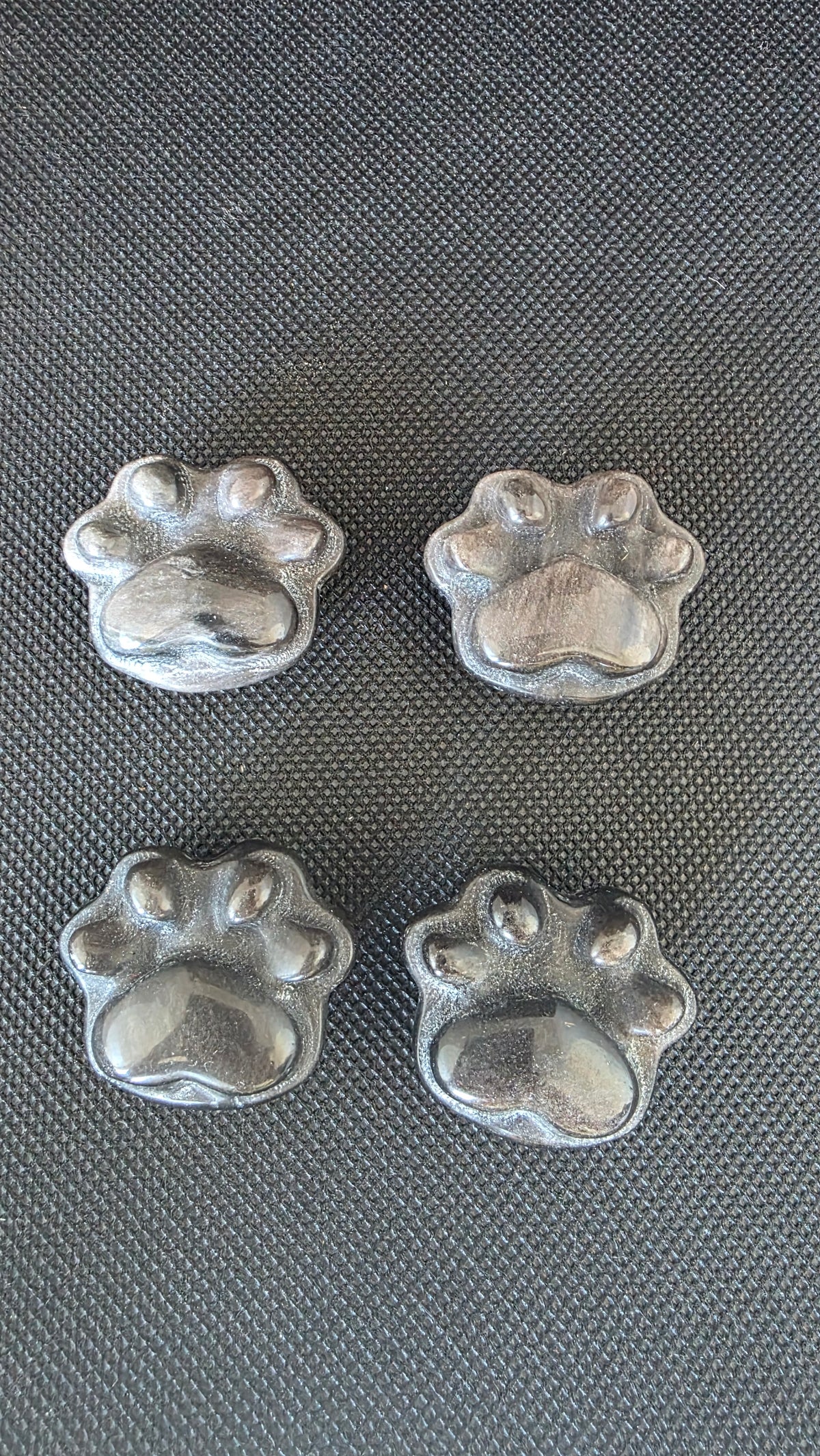 Silver Sheen Obsidian Paw Carving – Intuitively Chosen (3.2cm x 2.6cm)