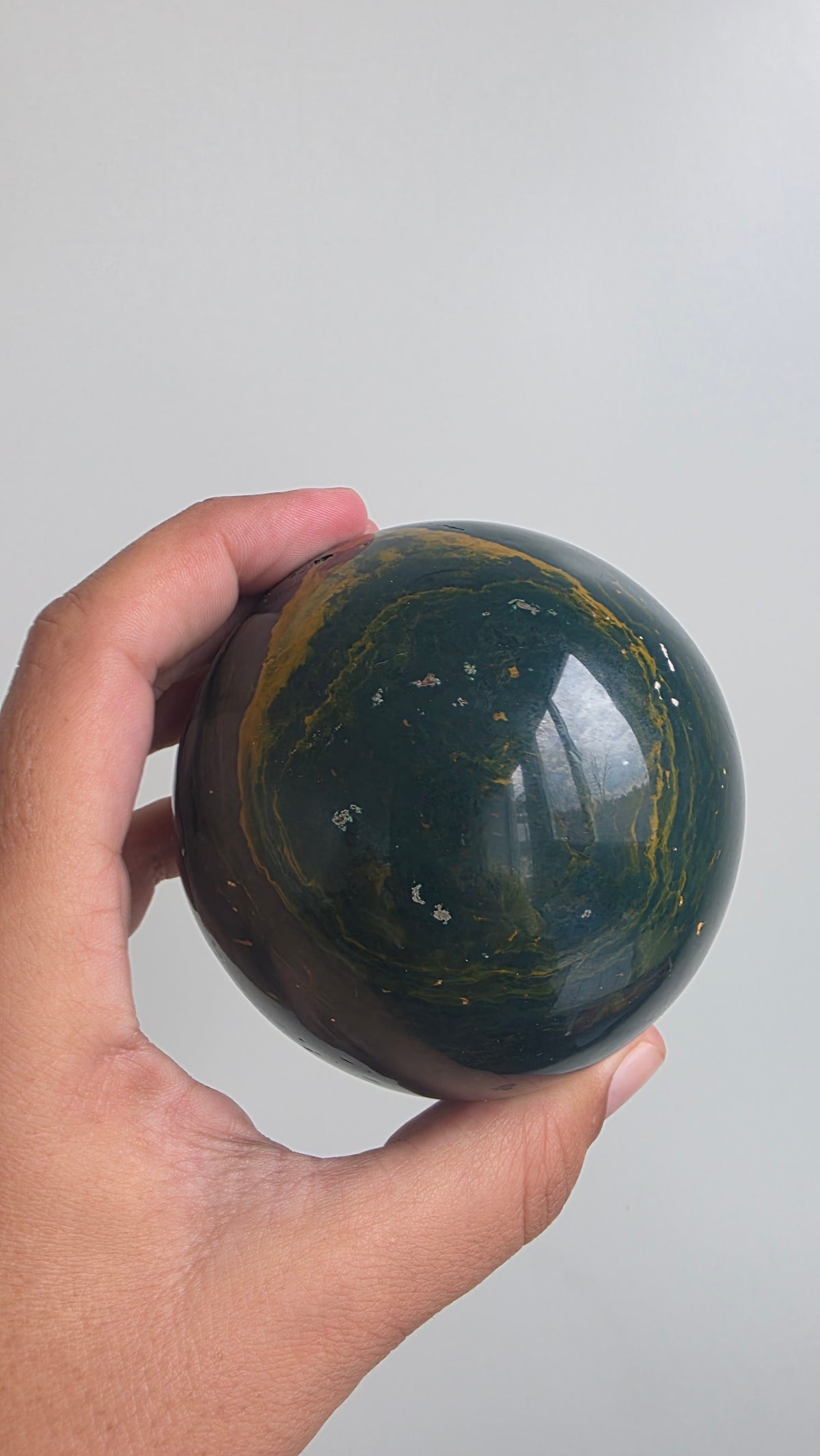 Large Ocean Jasper Sphere – Polished Deep Green & Earthy Ribbon Orbicular Stone (8.7cm, 1.04kg)