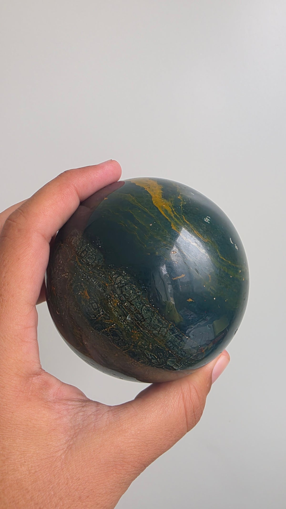 Large Ocean Jasper Sphere – Polished Deep Green & Earthy Ribbon Orbicular Stone (8.7cm, 1.04kg)