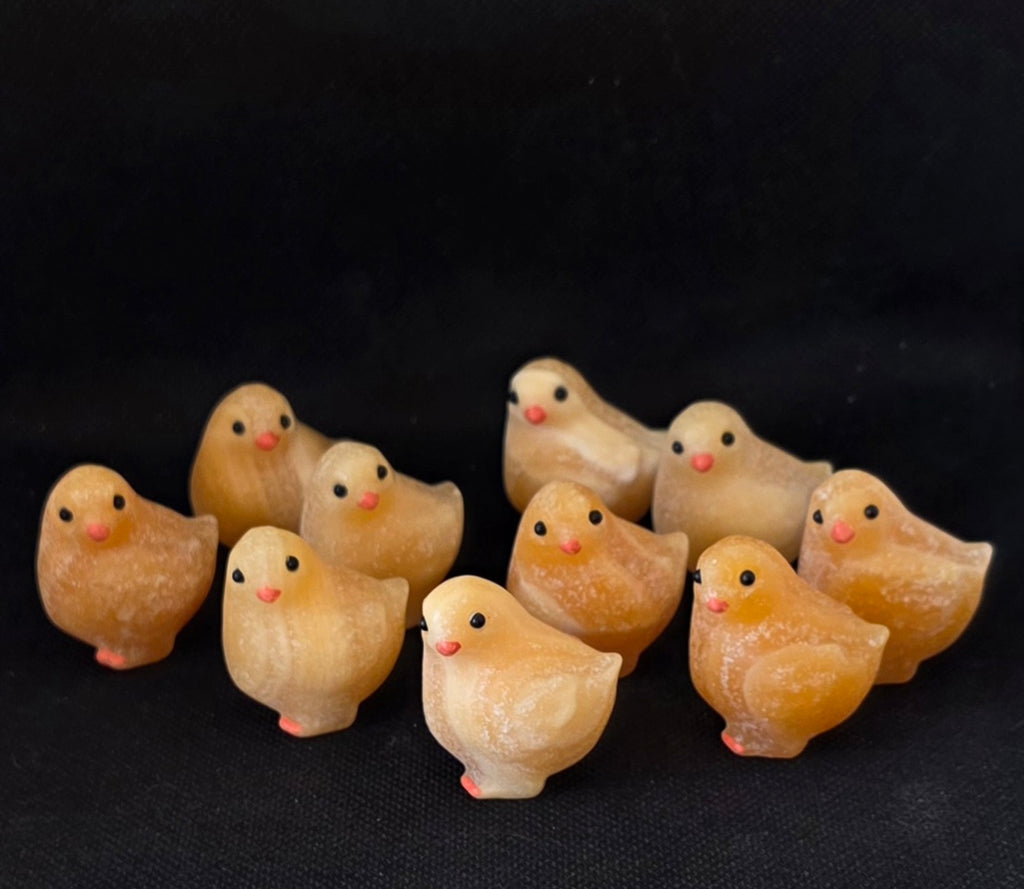 Mini Orange Calcite Chicken Carving – Intuitively Chosen (3.5cm x 3cm)