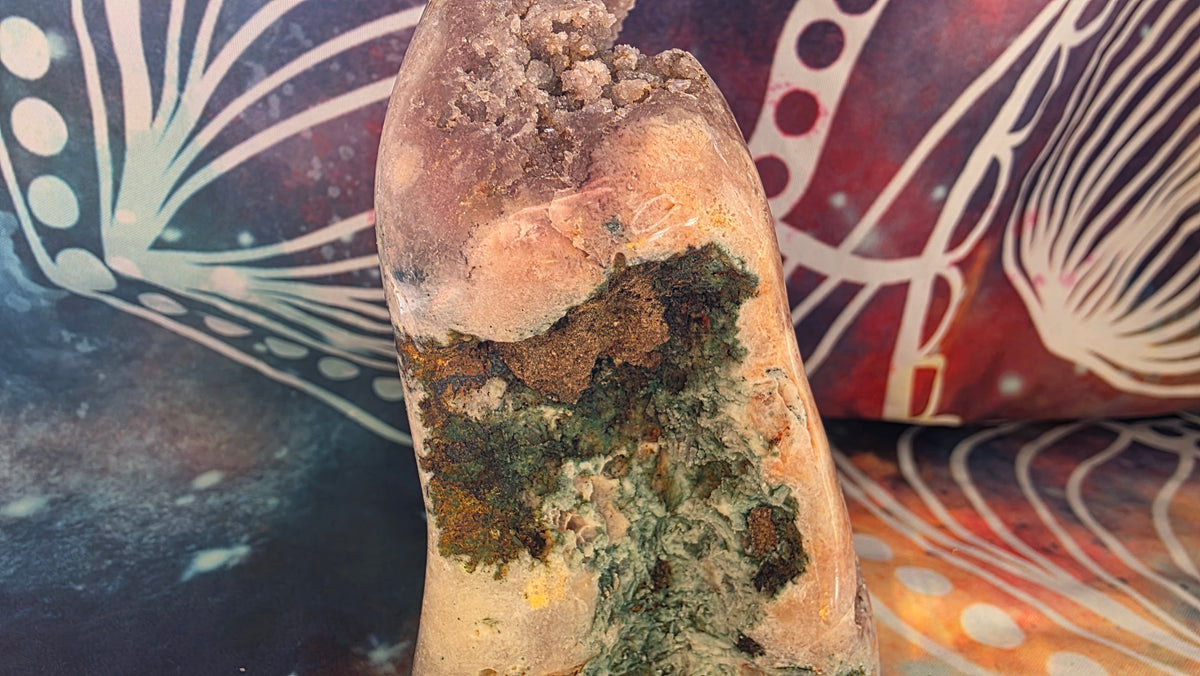 Natural Pink Amethyst Freeform Specimen with Deep Druzy Pocket – Ethically Sourced from Brazil (433g)